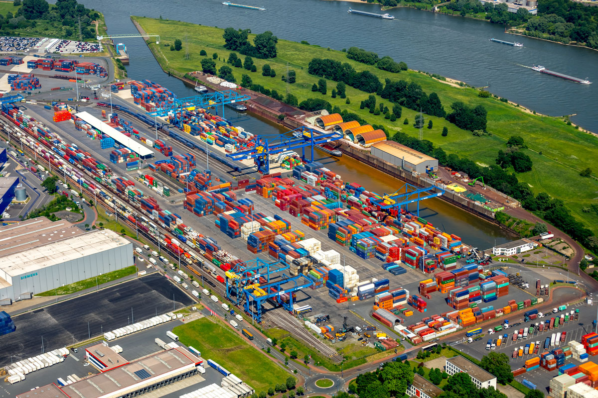 Containerterminals-D3T-und-DIT_logport-I_Copyright-duisport_Hans-Blossey-klein.jpg